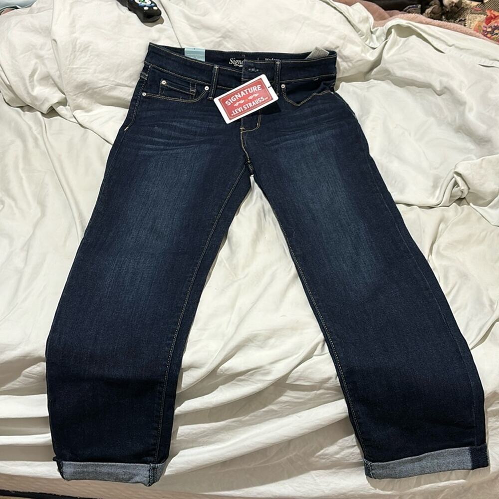 Signature Levi 6 stretch cuffed ankle jegging jeans back pockets nwt